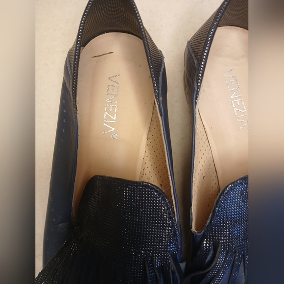 VENEZIA WOMENS SIZE 10 DARK BLUE LEATHER LOAFERS 💙 - Picture 2 of 4
